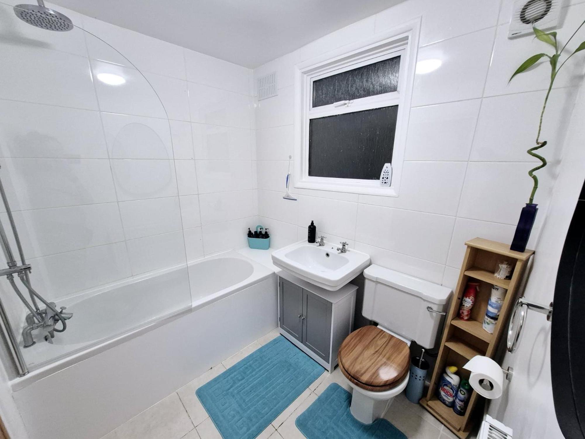 Stylish And Bright Flat In London N8 Turnpike Lane - Piccadilly Line Apartment Exterior photo